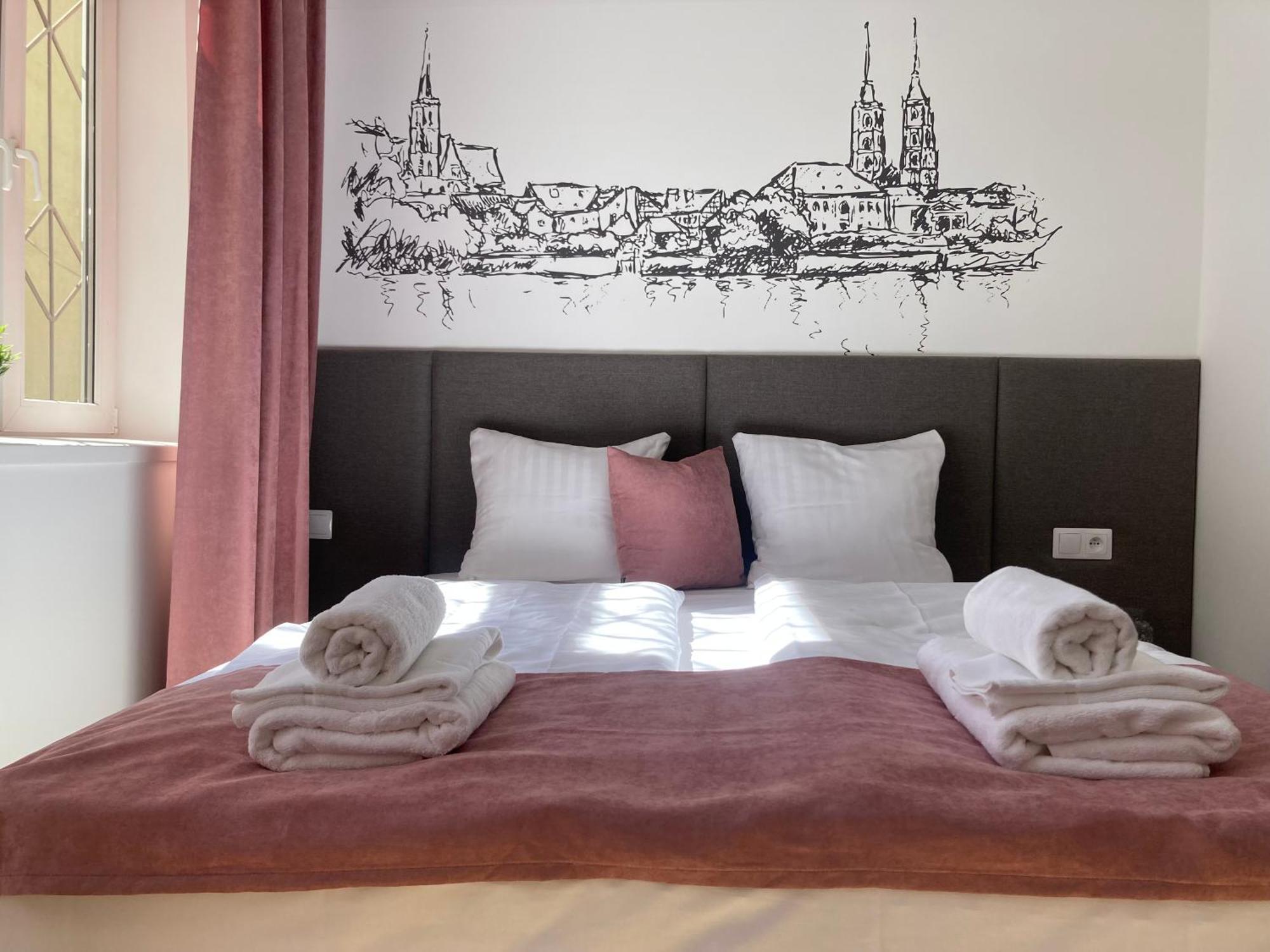Aviendo Old Town Apartments วรอตซวาฟ ภายนอก รูปภาพ