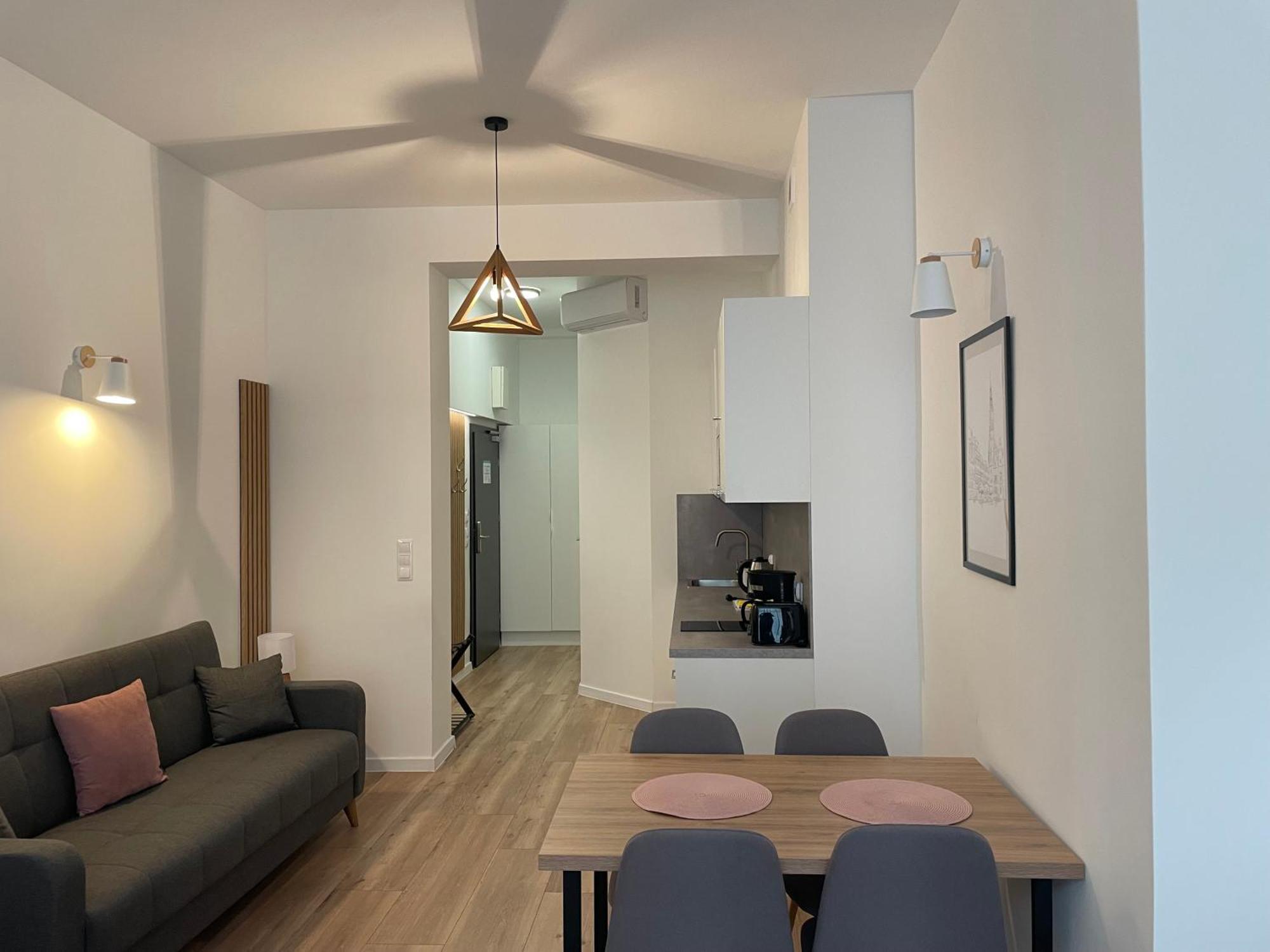 Aviendo Old Town Apartments วรอตซวาฟ ภายนอก รูปภาพ